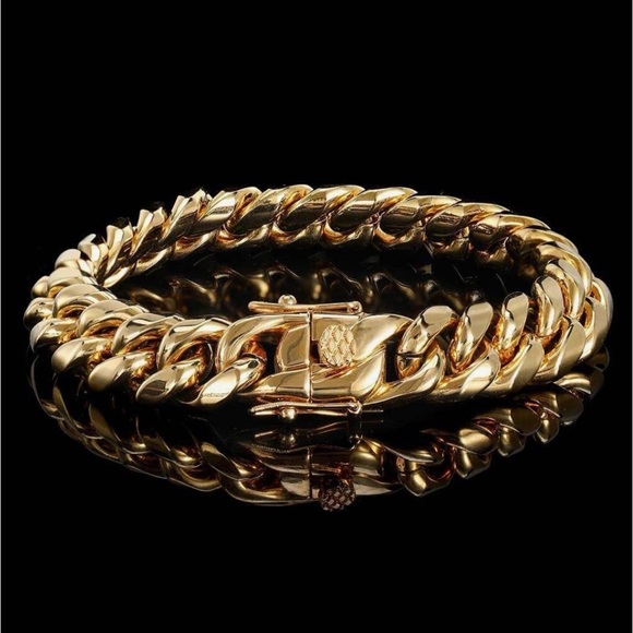 Heavy Miami Cuban engraved Italy 18K Gold Filled  Luxury Look hip hop bracelet - Picture 4 of 5